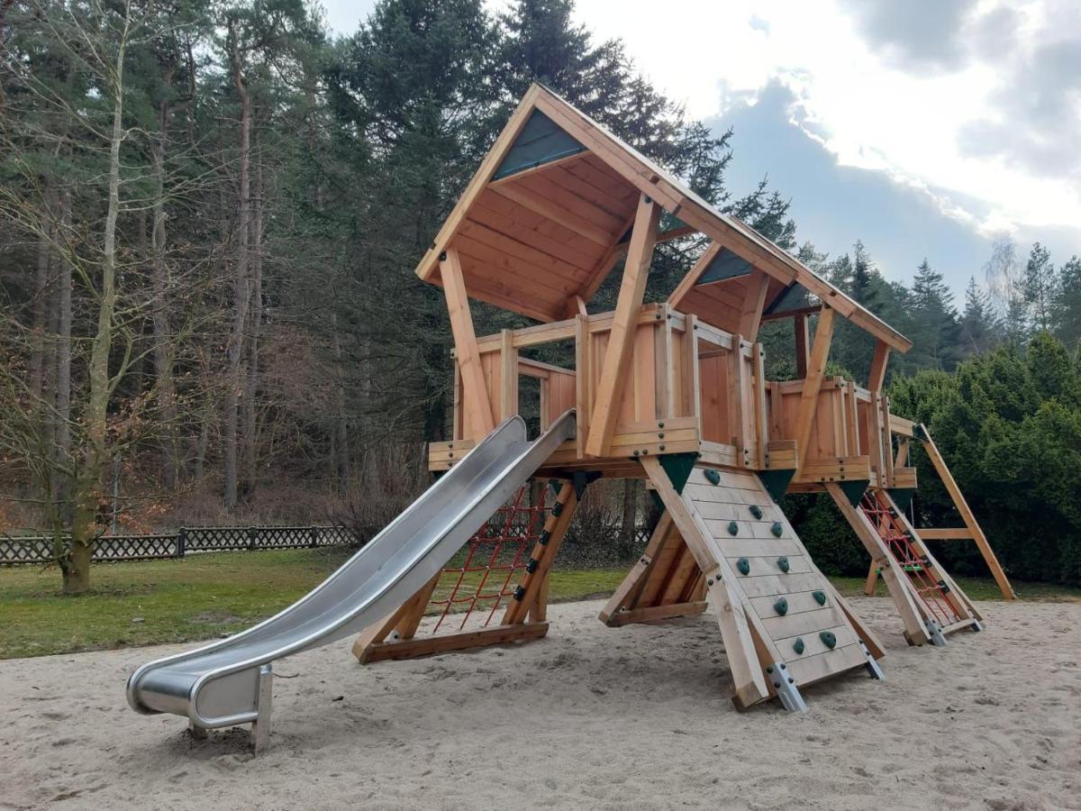 Hotel Koenigslinie Сасниц Екстериор снимка