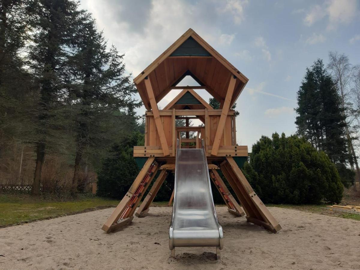Hotel Koenigslinie Сасниц Екстериор снимка