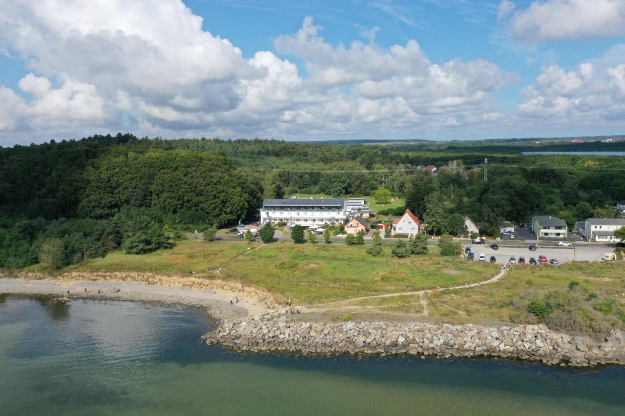 Hotel Koenigslinie Сасниц Екстериор снимка