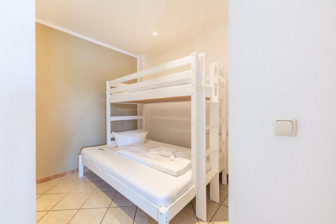 Hotel Koenigslinie Сасниц Екстериор снимка