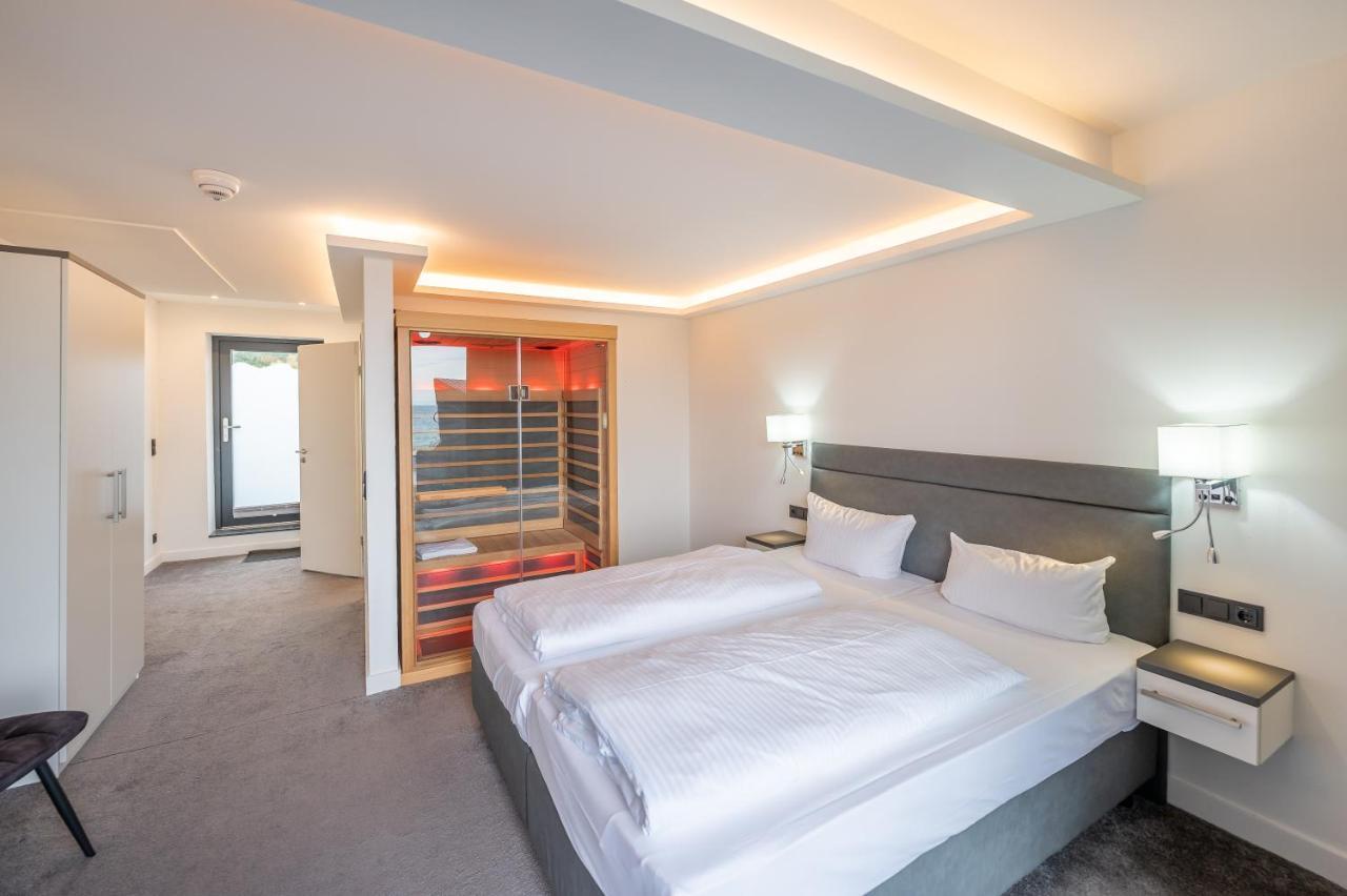 Hotel Koenigslinie Сасниц Екстериор снимка